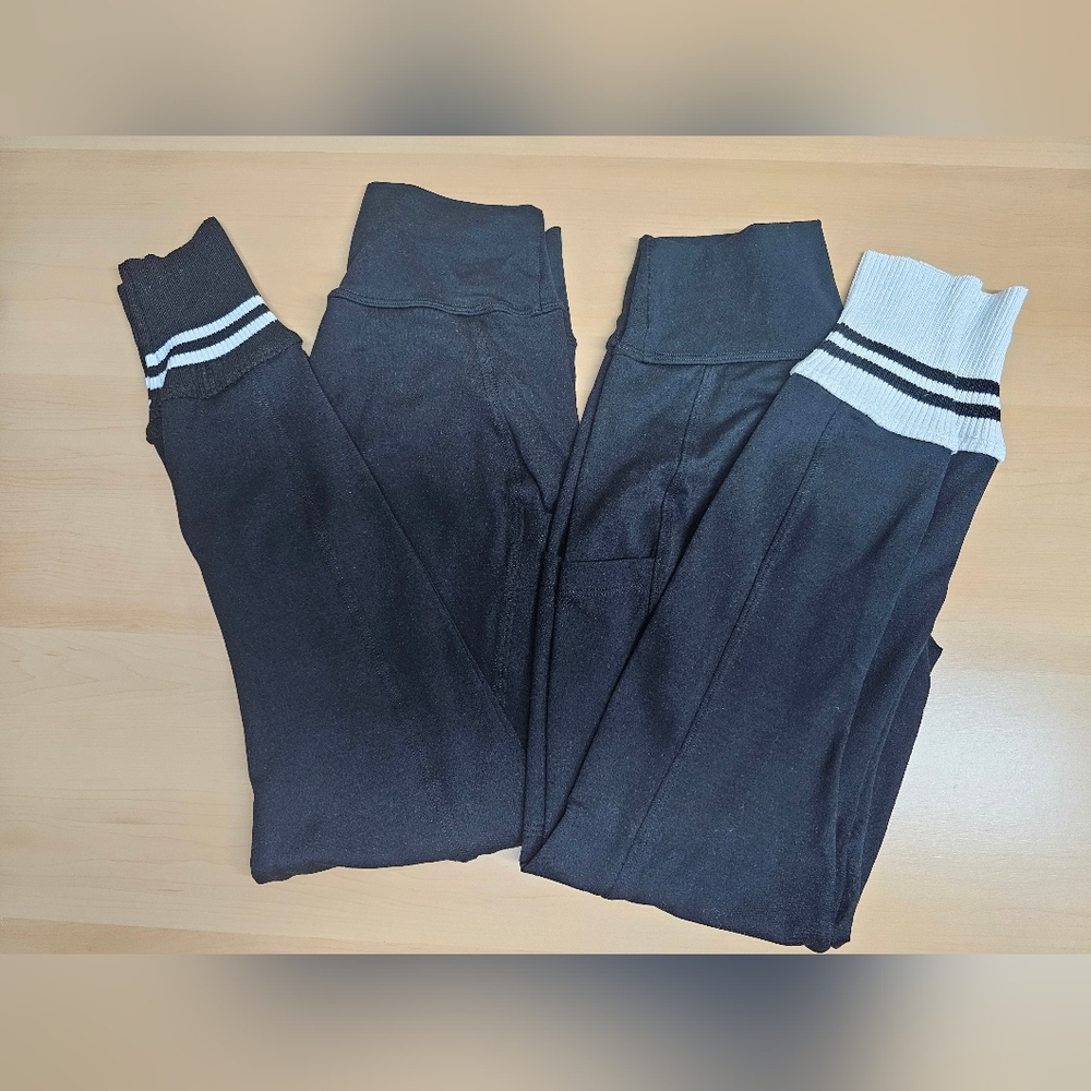 2 Bombshell Ankle Sock Leggins